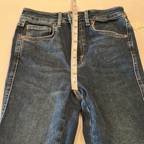 We The Free Skinny High Rise NWT Size 27 - Picture 6 of 16